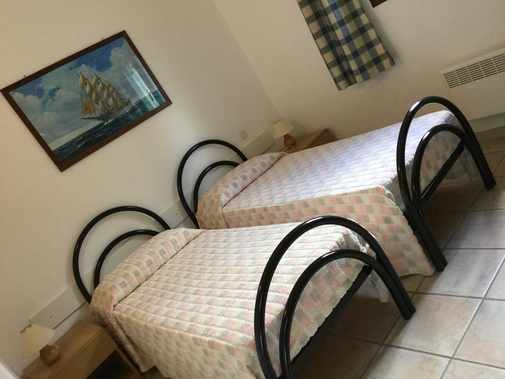 Residence Playa Del'Oro Favone Luaran gambar